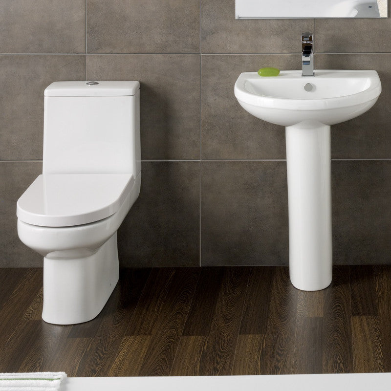 Loux Toilet With Soft Close Seat