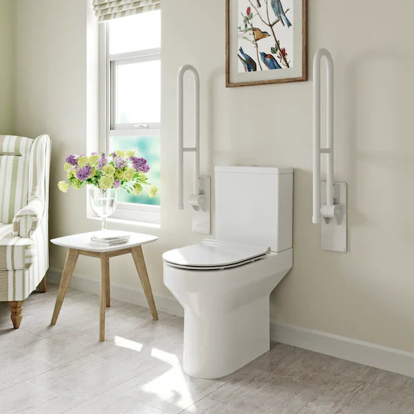 Comfort Height Close Coupled Toilet With Soft Close Seat