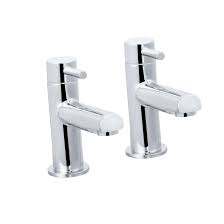 Whirlflo Bath Pillar Taps